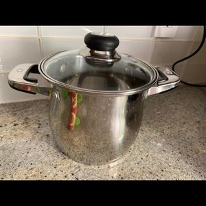 Oneida 3-quart Sauce Pot With Glass Lid